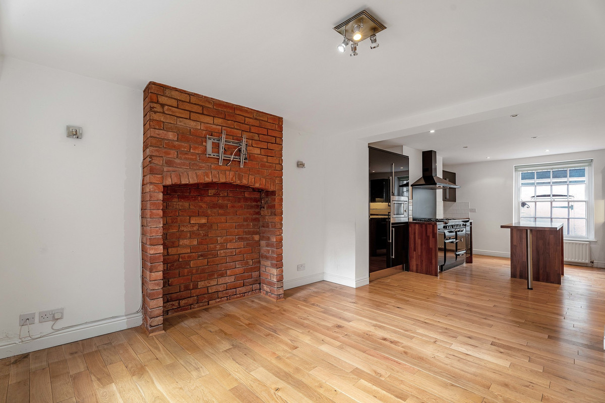 Townhouse for sale with 4 bedrooms, Clarendon Square, Leamington Spa