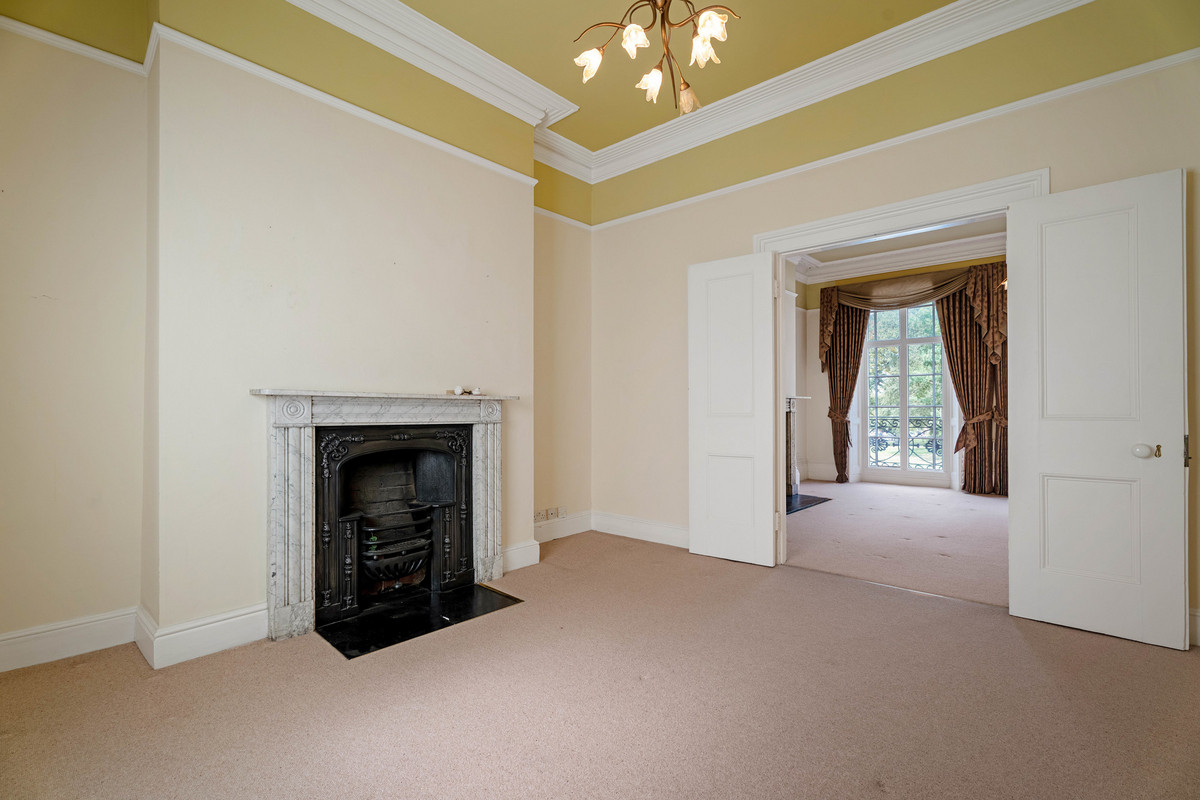 Townhouse for sale with 4 bedrooms, Clarendon Square, Leamington Spa