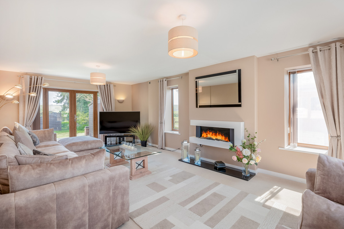 Detached House for sale with 8 bedrooms, Weston Lane Westonunder