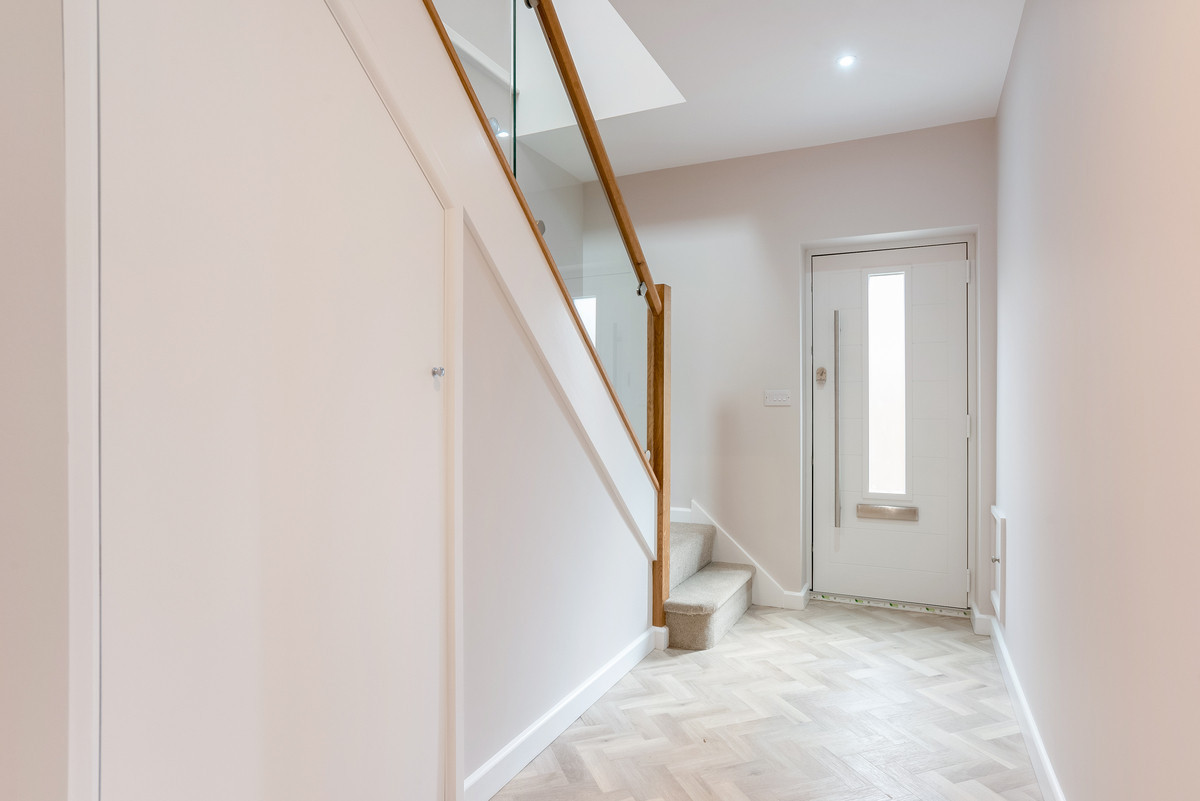 Detached House for sale with 5 bedrooms, Landor Road Whitnash, Warwickshire Fine & Country