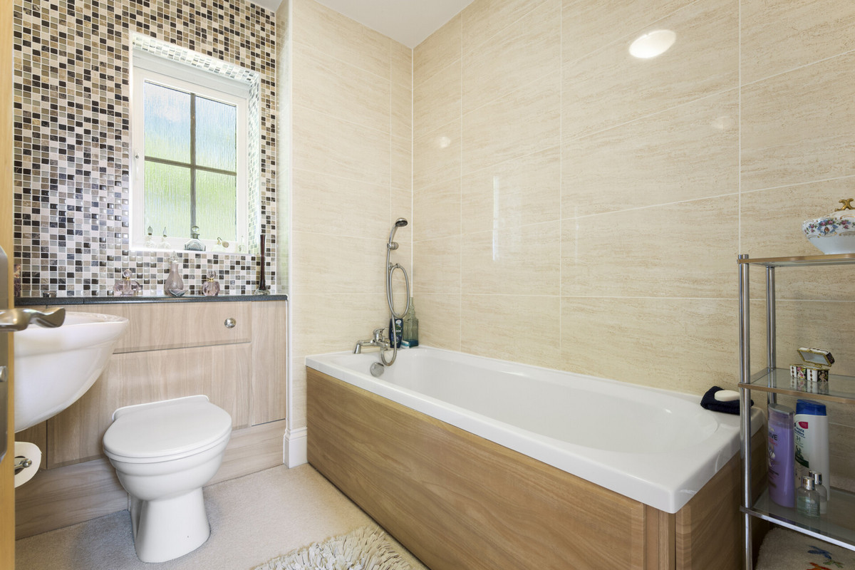 Detached House for sale with 5 bedrooms, Caigers Green Burridge