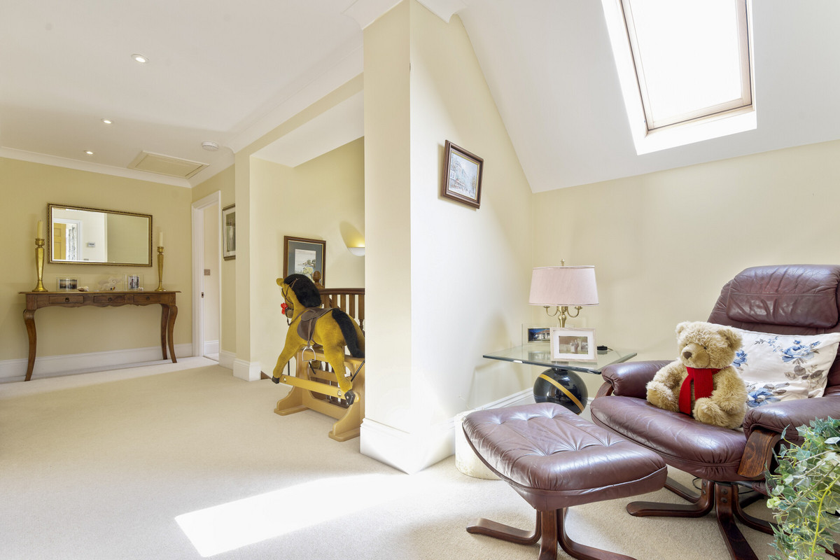 Detached House for sale with 5 bedrooms, Caigers Green Burridge