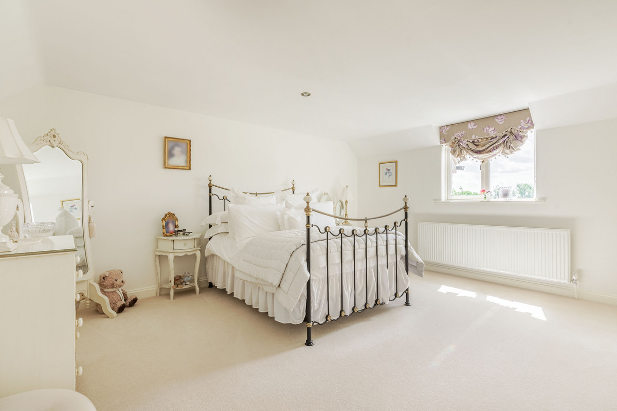 Detached House for sale with 4 bedrooms, Burford Road Fulbrook Burford