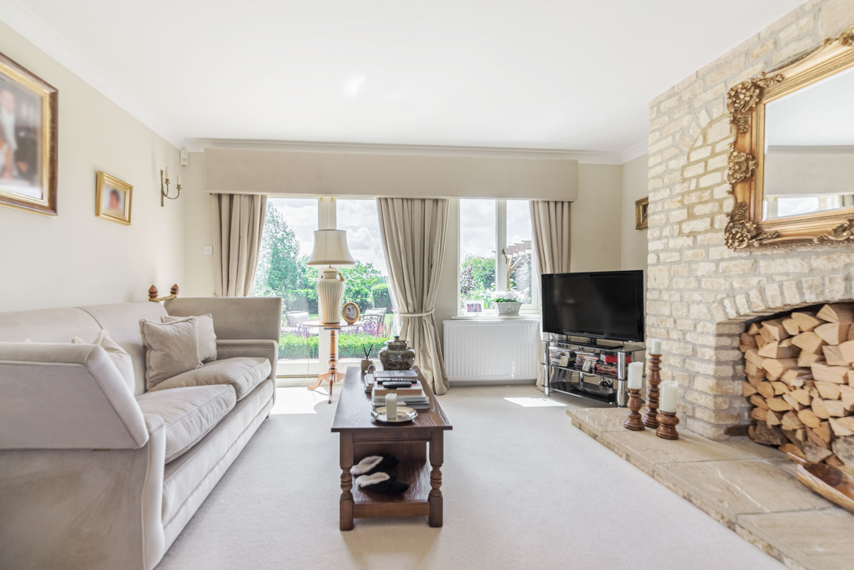 Detached House for sale with 4 bedrooms, Burford Road Fulbrook Burford