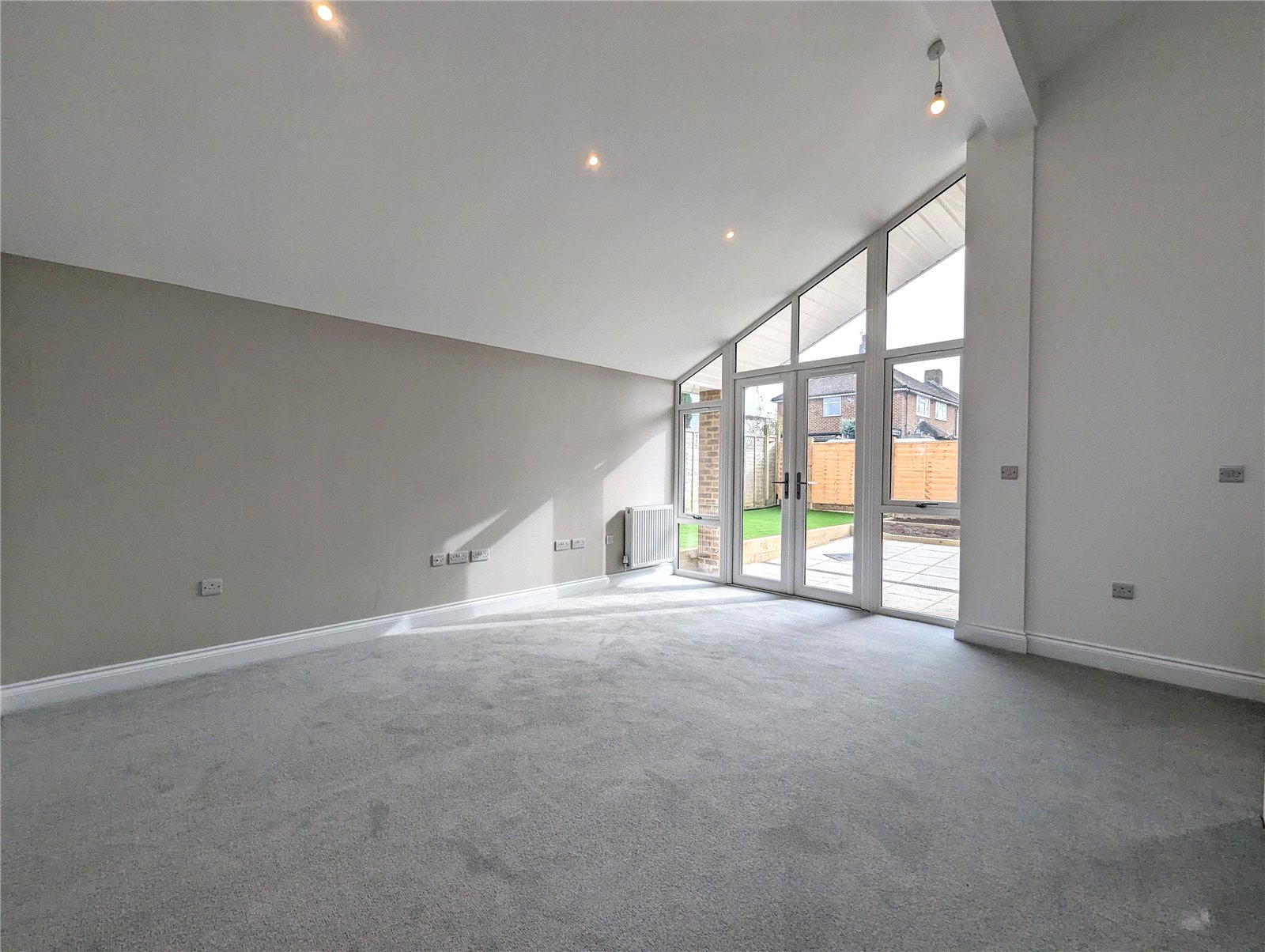 Detached House for sale with 3 bedrooms, Kingsley Grove, Woodhatch