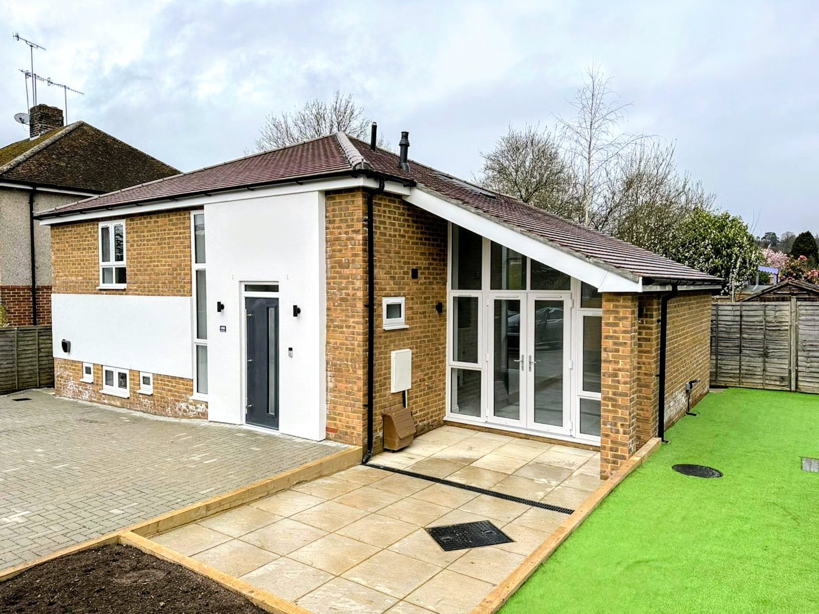 Detached House for sale with 3 bedrooms, Kingsley Grove, Woodhatch