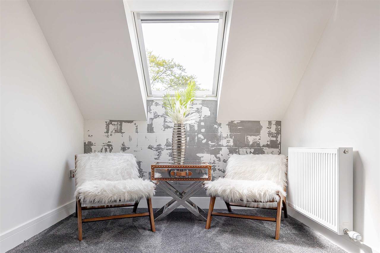 Detached House for sale with 5 bedrooms, Oakbank House, Bridgecastle