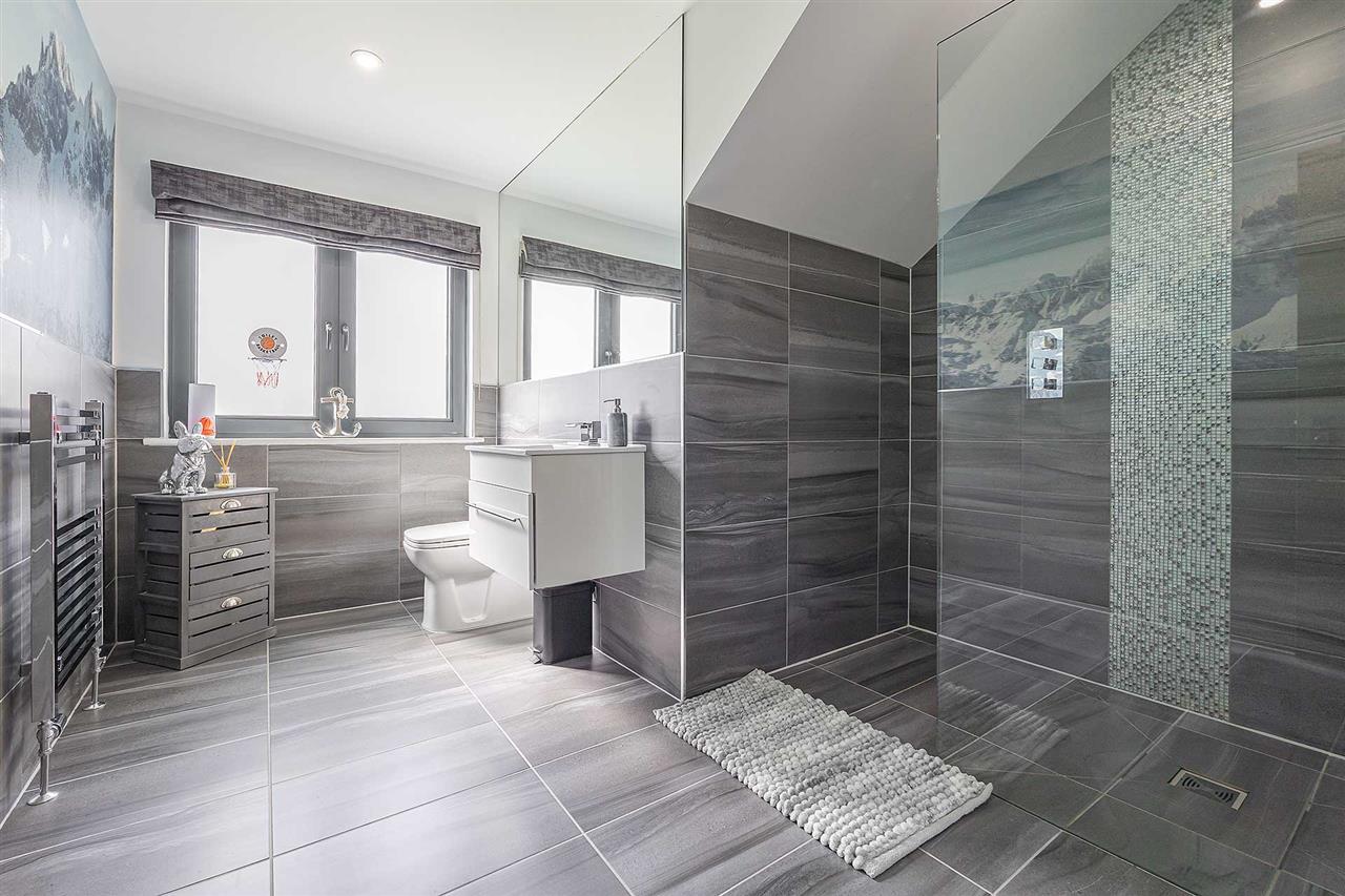 Detached House for sale with 5 bedrooms, Oakbank House, Bridgecastle