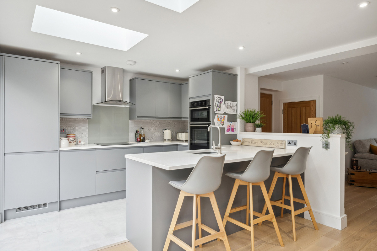 Terraced House for sale with 3 bedrooms, Nowell Road, Barnes Fine