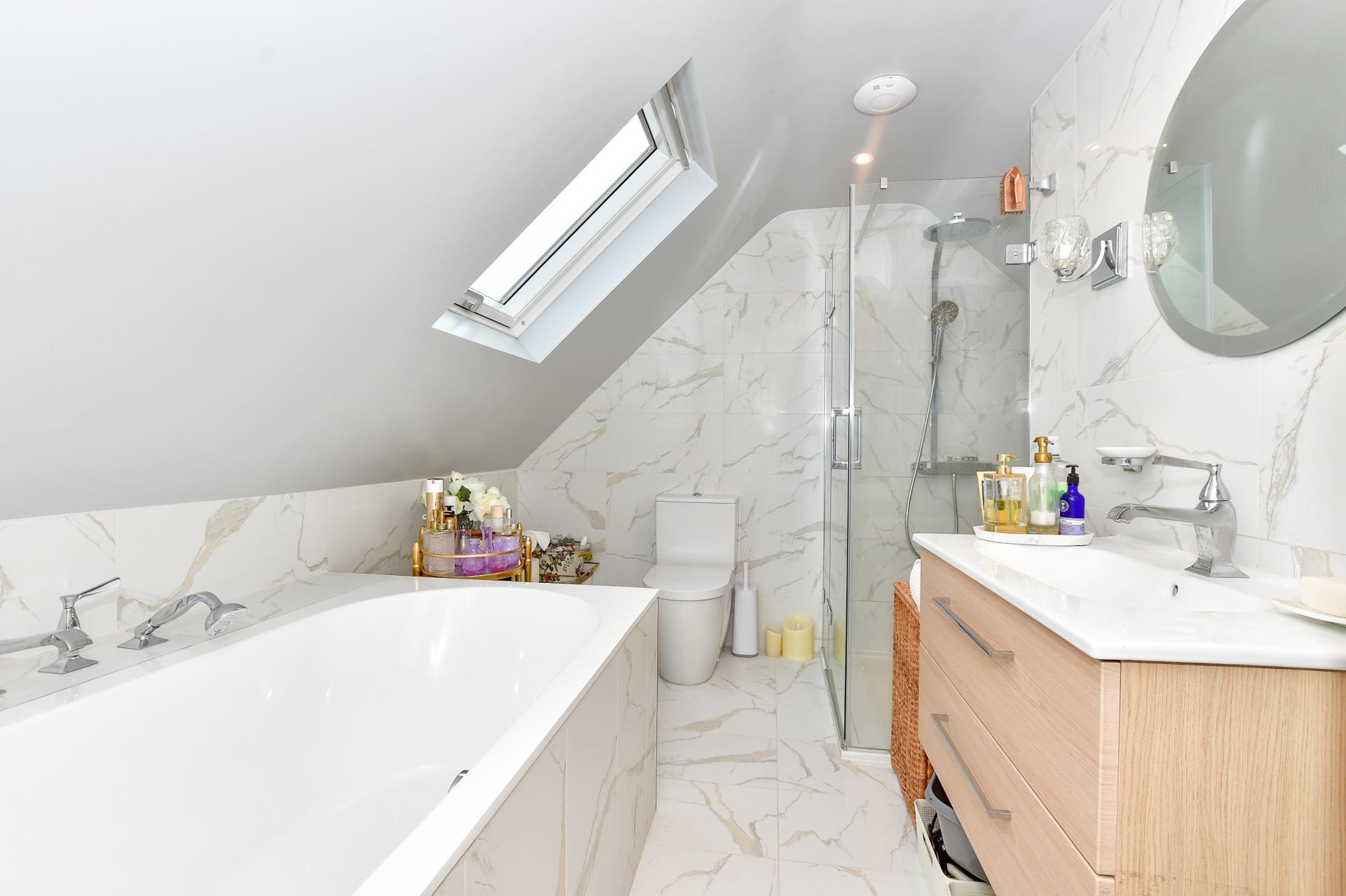 Detached House for sale with 4 bedrooms, Greentrees Avenue, Tonbridge