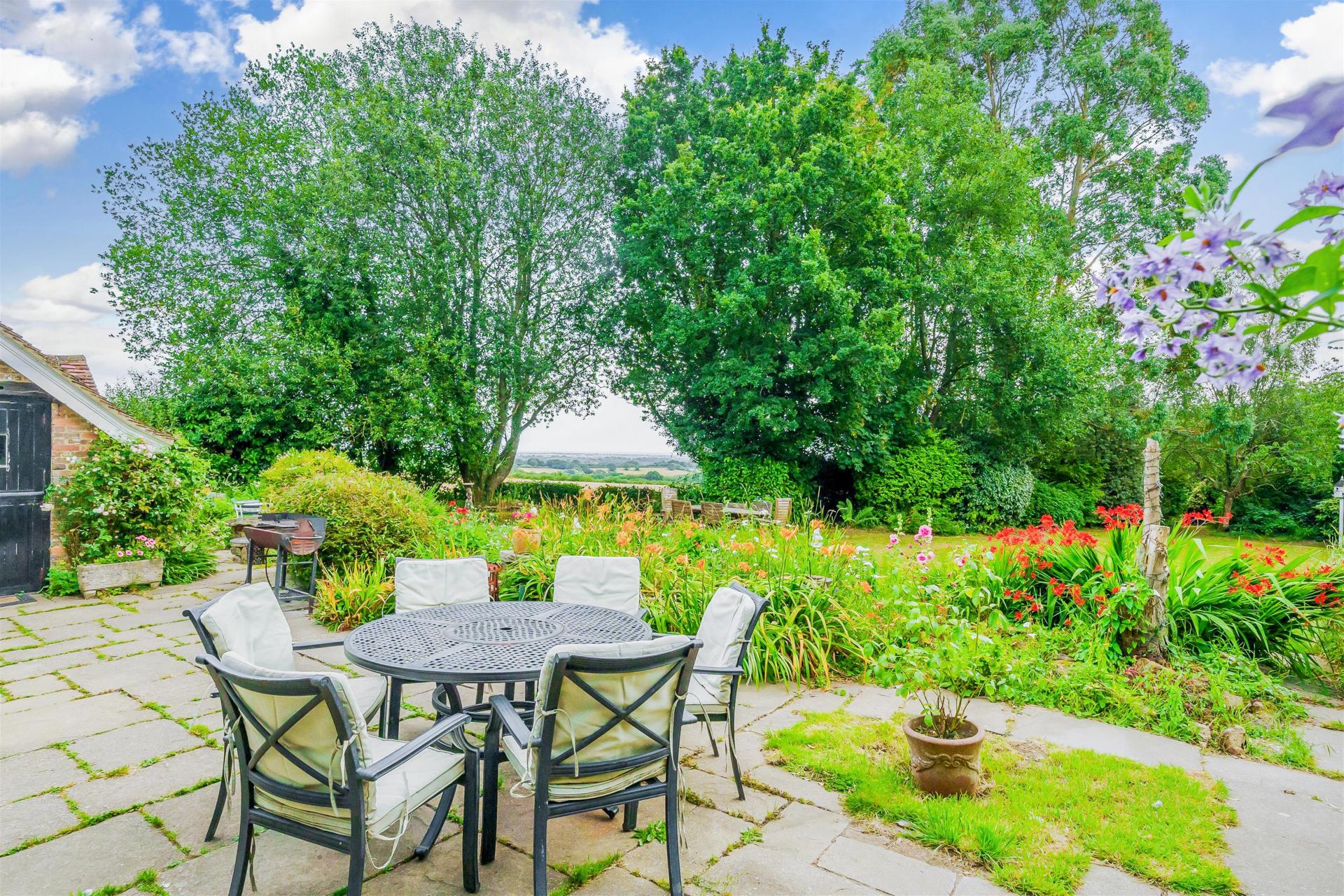 Detached House for sale with 5 bedrooms, Cade Street, Heathfield Fine