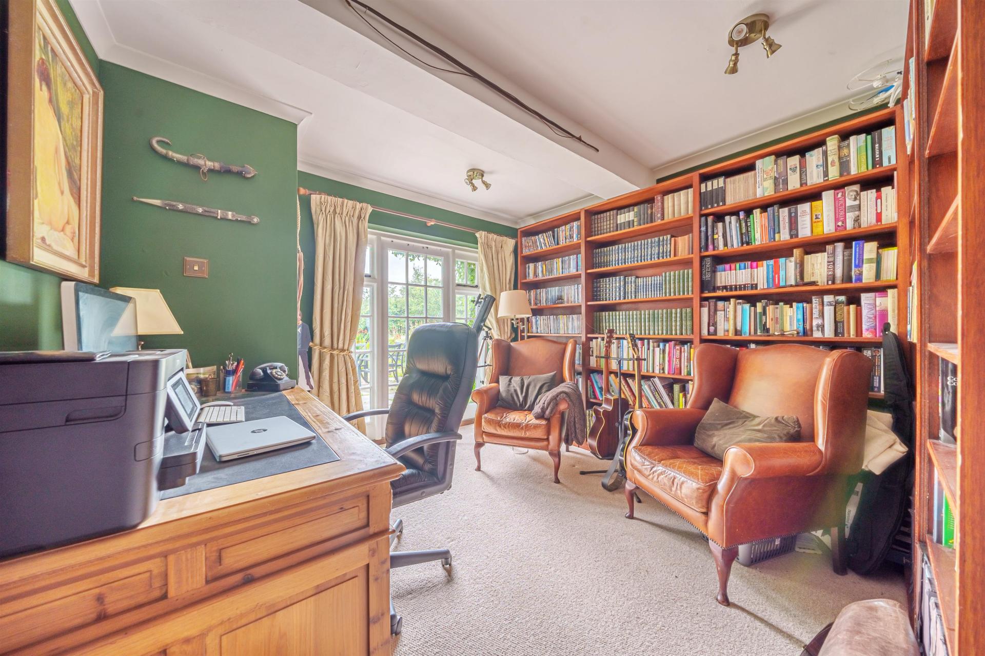 Detached House for sale with 5 bedrooms, Cade Street, Heathfield Fine