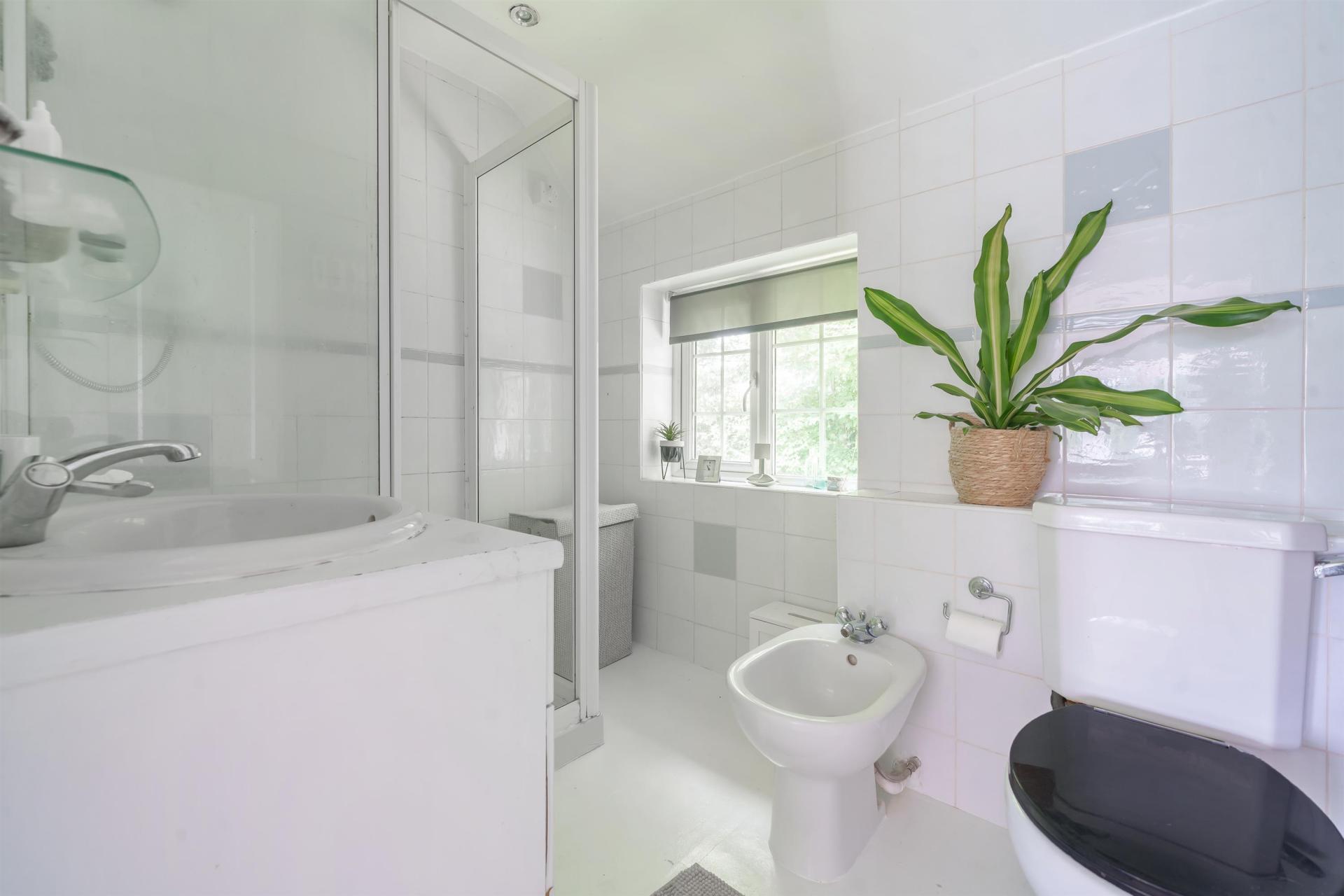 Detached House for sale with 5 bedrooms, Cade Street, Heathfield Fine