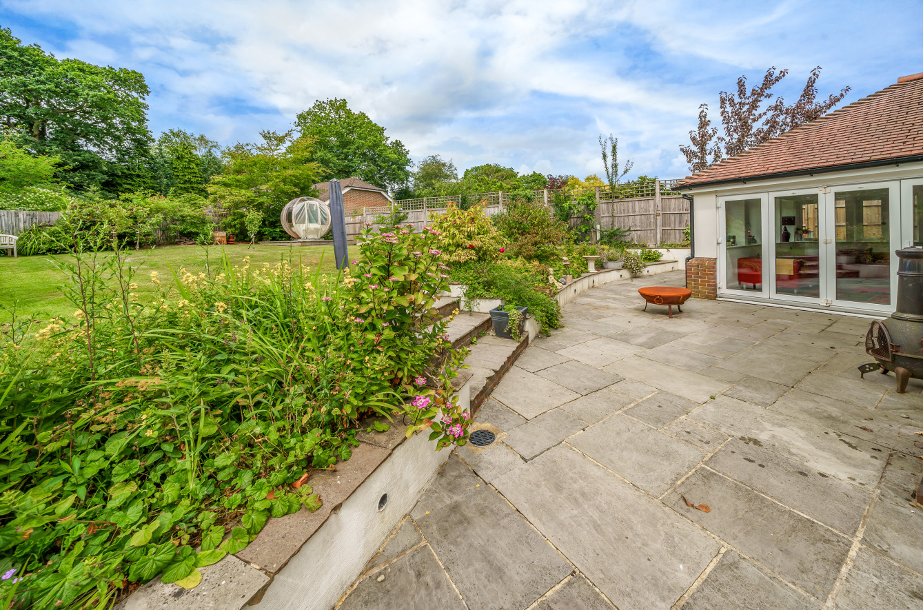 Detached House for sale with 6 bedrooms, Hurtis Hill, Crowborough