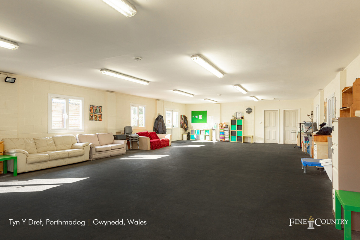 Detached Bungalow for sale with 4 bedrooms, Morfa Bychan Road