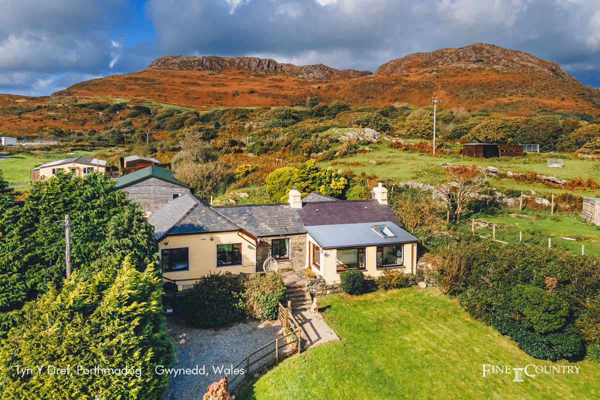 Detached Bungalow for sale with 4 bedrooms, Morfa Bychan Road, Porthmadog Fine & Country