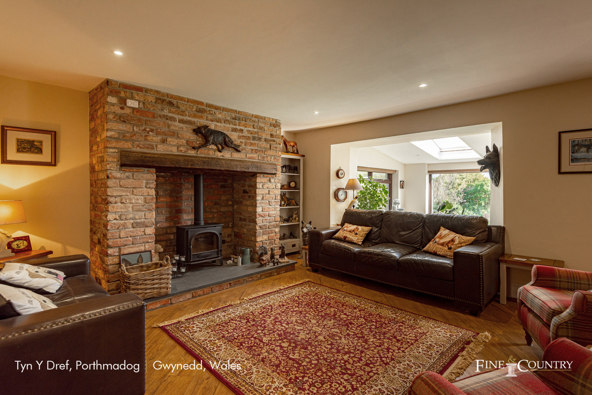 Detached Bungalow for sale with 4 bedrooms, Morfa Bychan Road