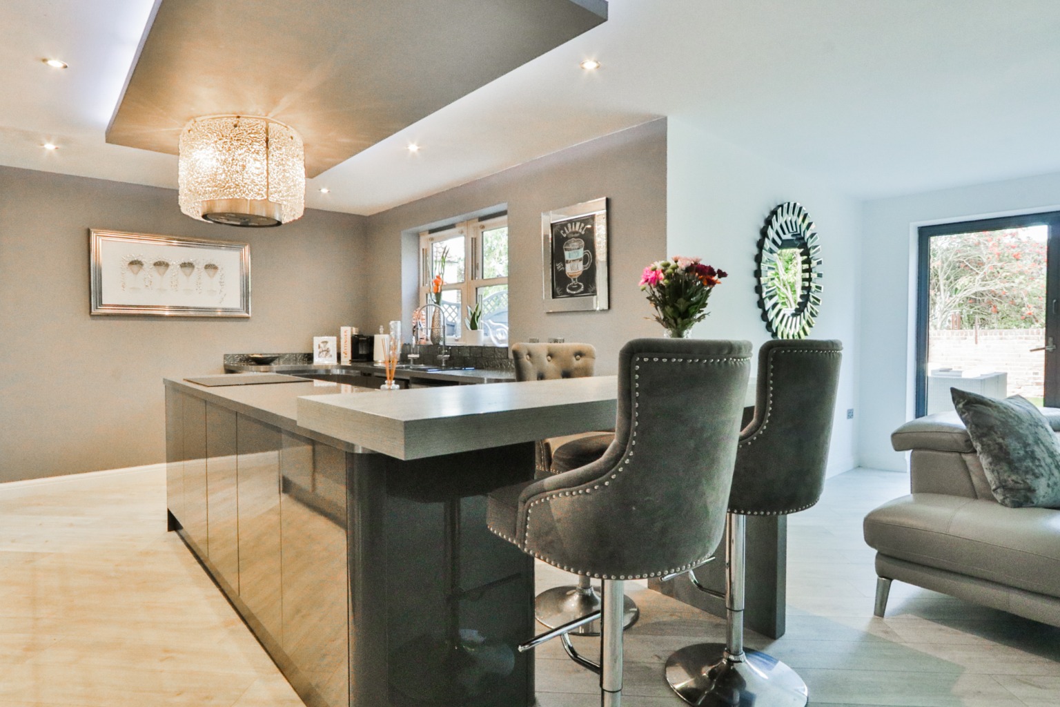 Detached House for sale with 5 bedrooms, Hull Road, Skirlaugh Fine