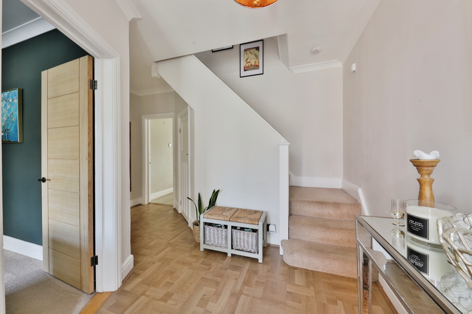 SemiDetached House for sale with 6 bedrooms, Beverley Road, Kirk Ella