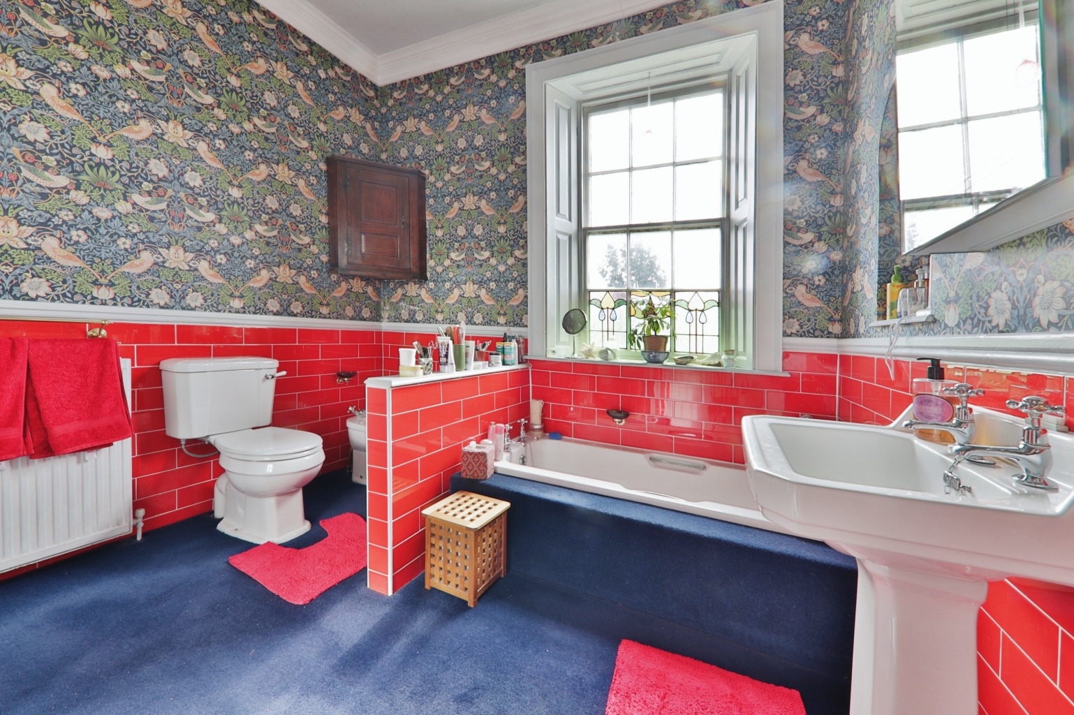 Detached House for sale with 4 bedrooms, Whitgift, Goole Fine & Country