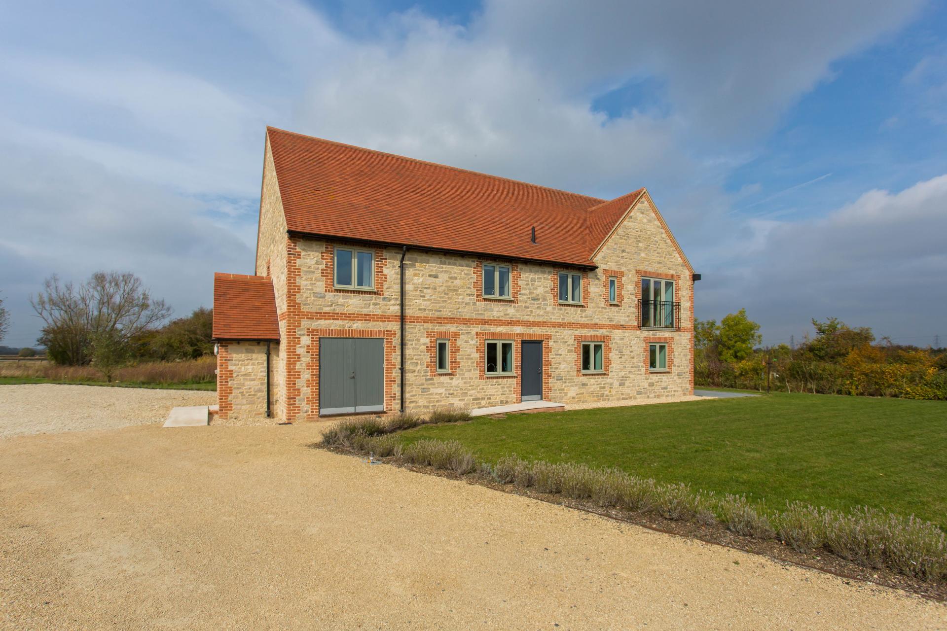 4 bedroom Detached House for sale in Ludgershall