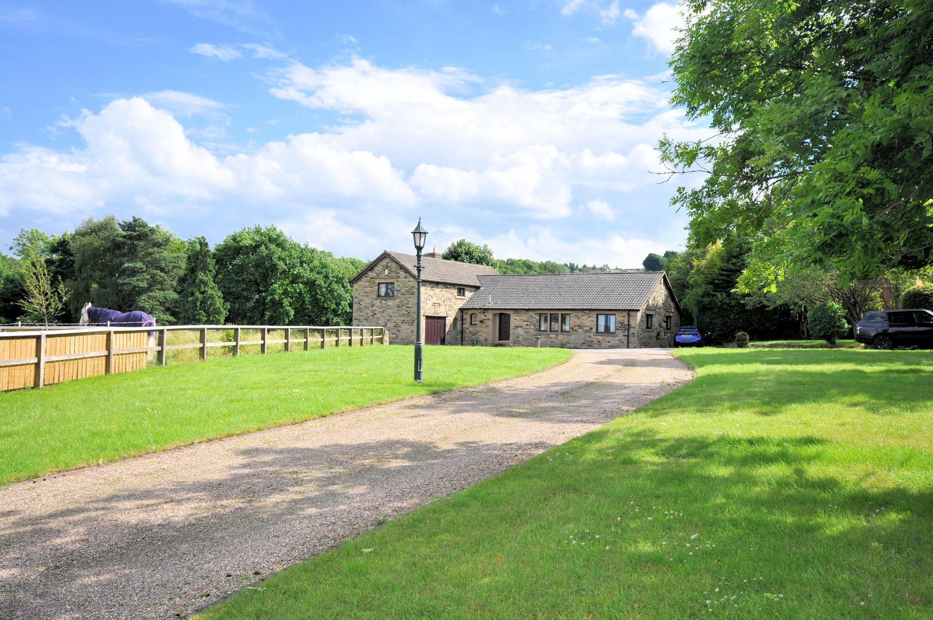 4 bedroom Detached House for sale in Sheffield
