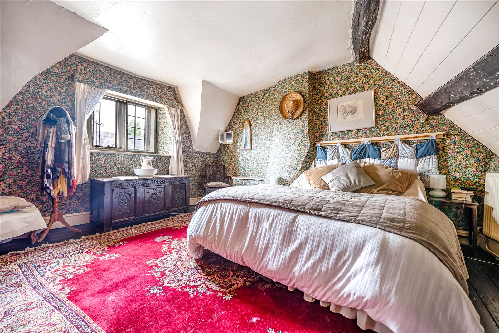 House for sale with 6 bedrooms, Bath Road, Beckington Fine & Country