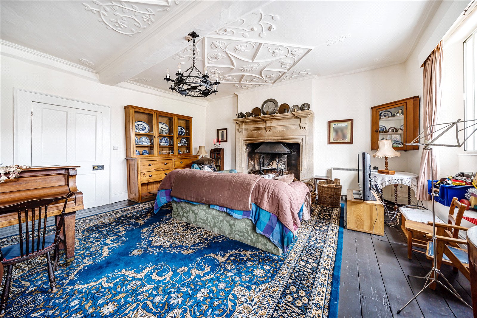 House for sale with 6 bedrooms, Bath Road, Beckington Fine & Country