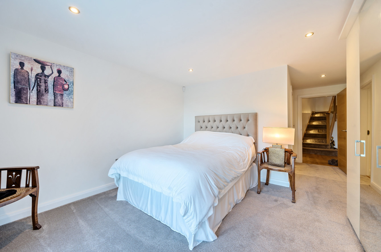 Detached House for sale with 5 bedrooms, Lower Kingsdown Road, Kingsdown Fine & Country