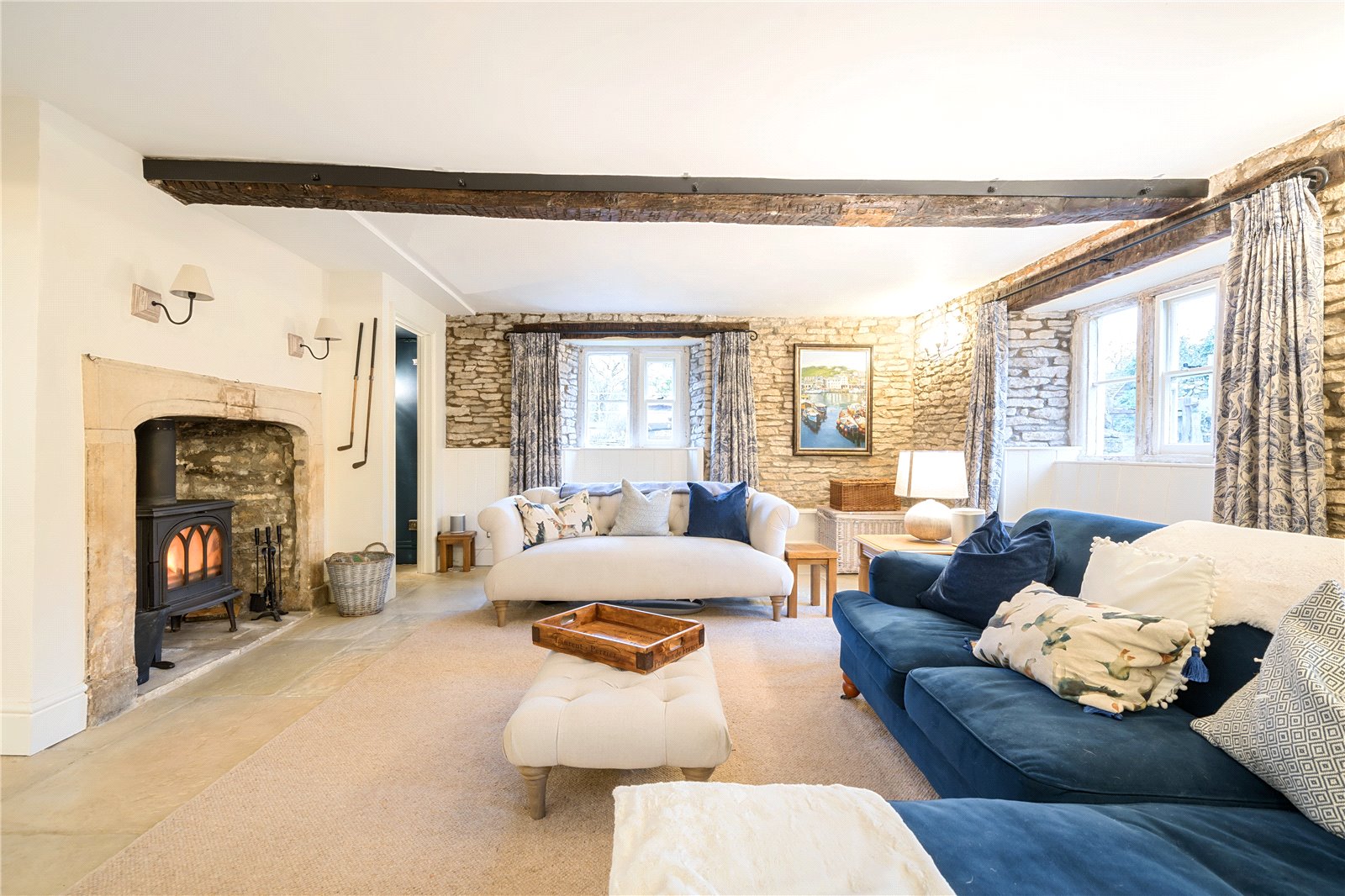 Detached House for sale with 5 bedrooms, Burton, Chippenham Fine