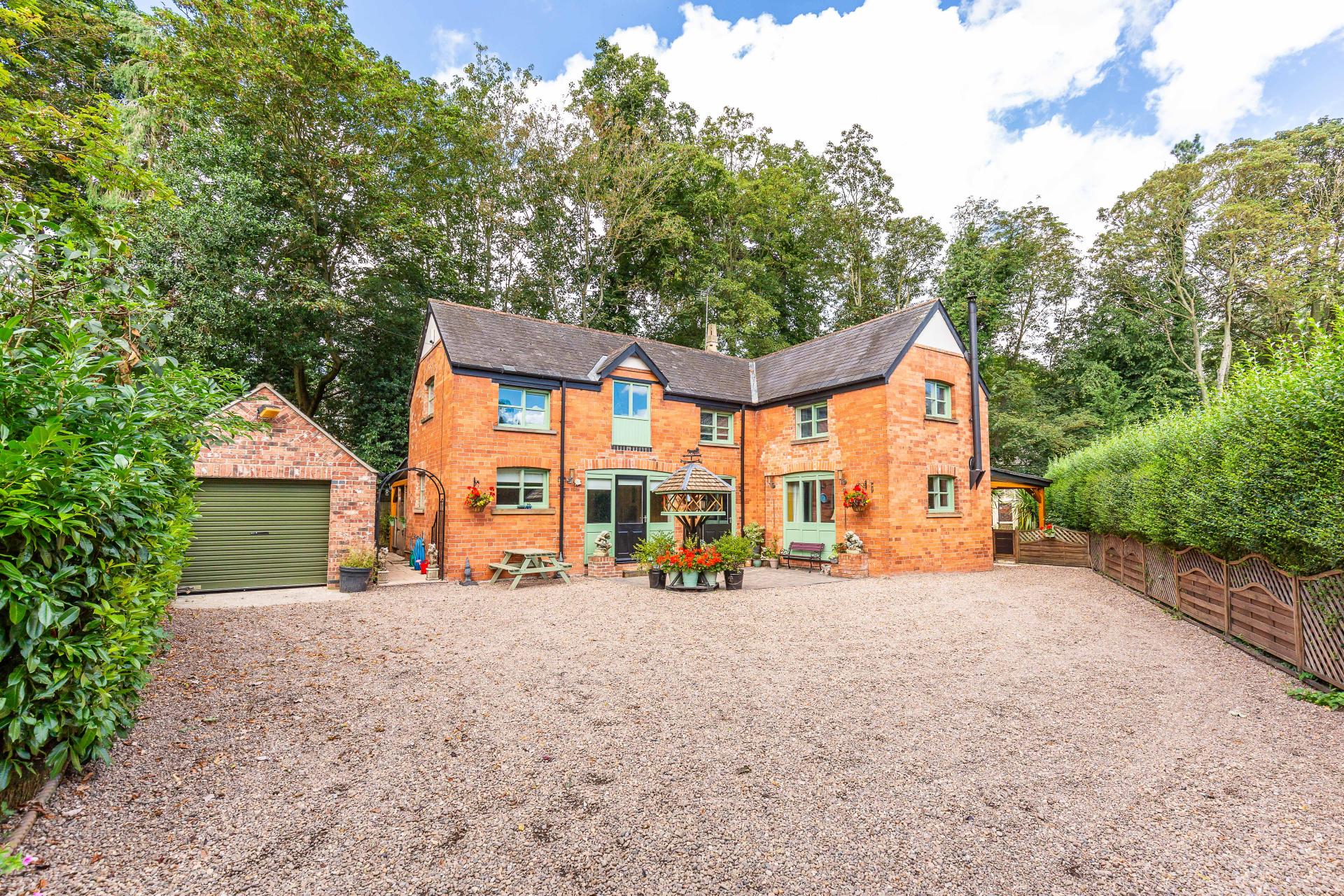 Detached House for sale with 4 bedrooms, The Coach House, 38a Ordsall