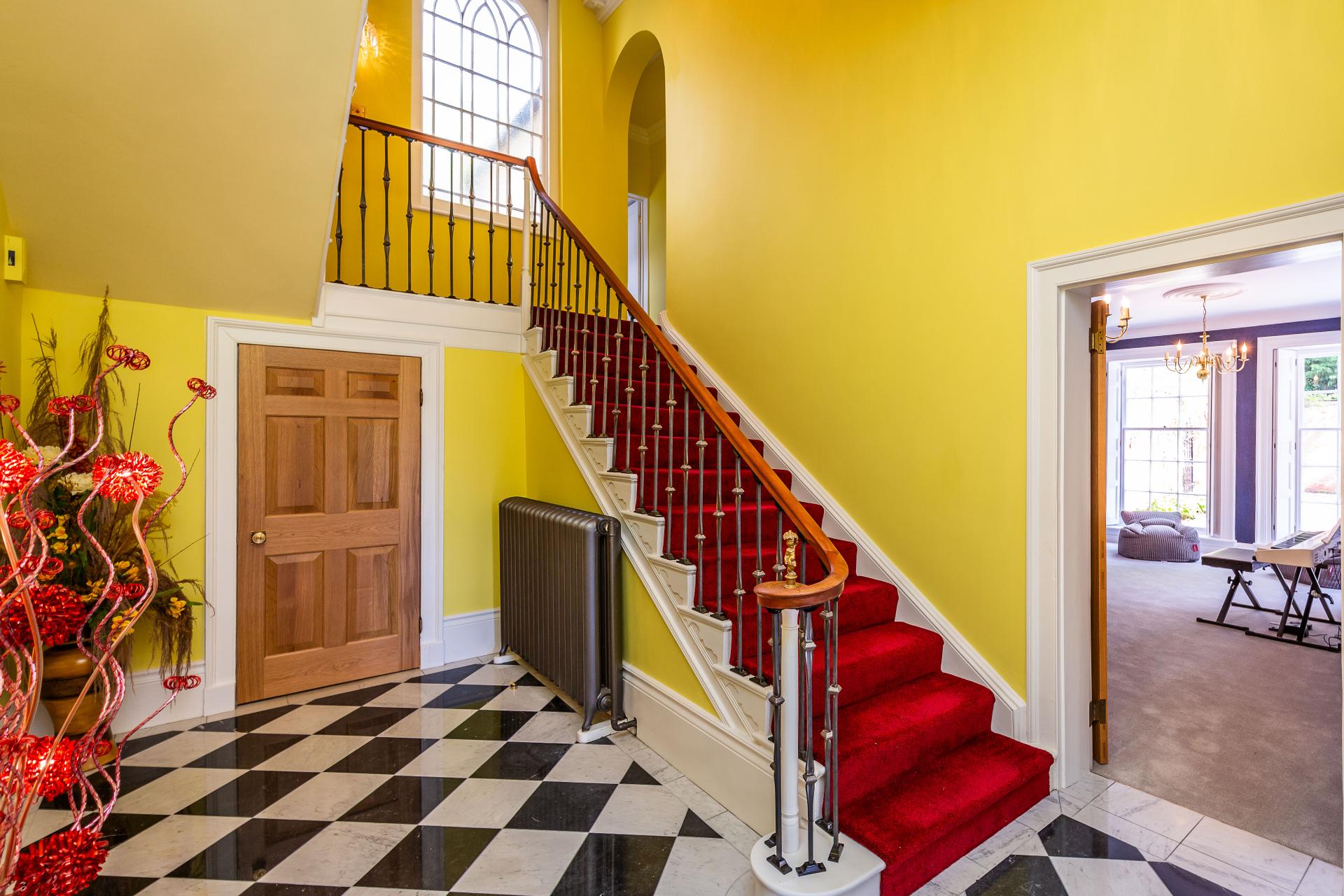 Detached House for sale with 6 bedrooms, Highfield House, Mattersey