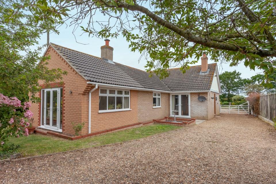 3 bedroom Detached Bungalow for sale in Beccles