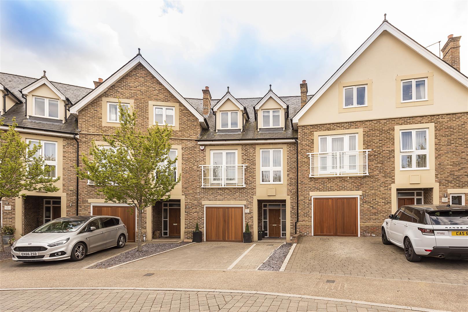 4 bedroom Terraced House for sale in Berkhamsted