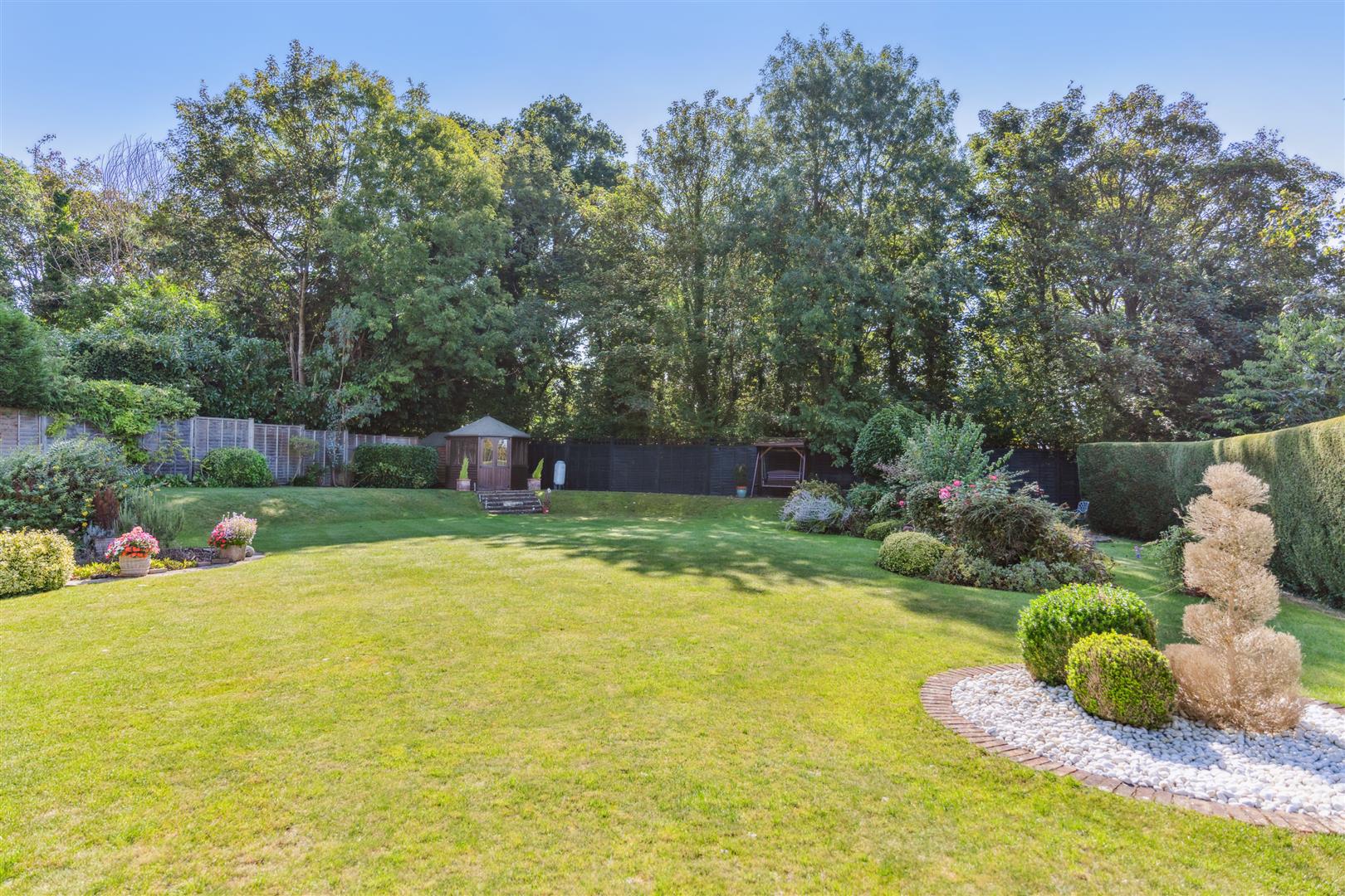 Detached House for sale with 6 bedrooms, Gravel Path, Berkhamsted Fine & Country