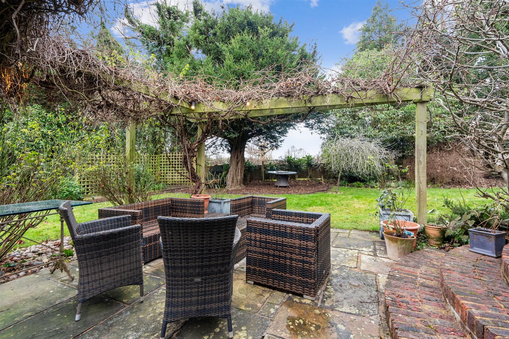 Barn Conversion for sale with 3 bedrooms, Stocks Road, Aldbury Fine