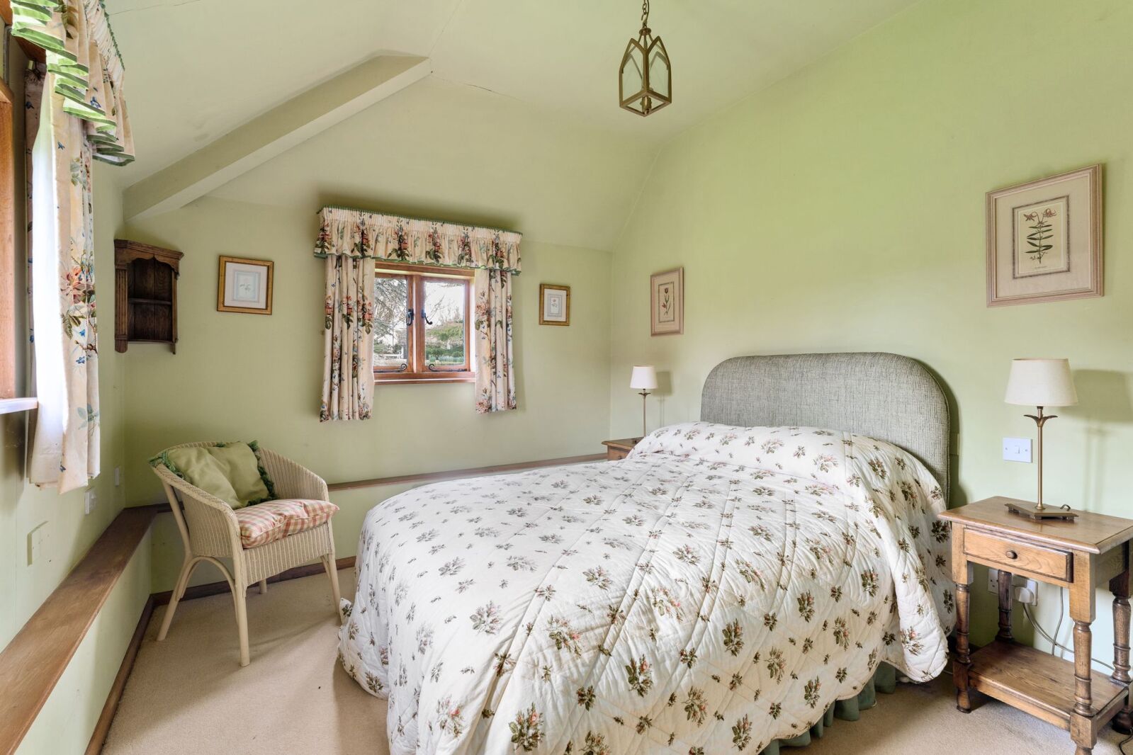 Detached House for sale with 5 bedrooms, White Roding, Dunmow Fine