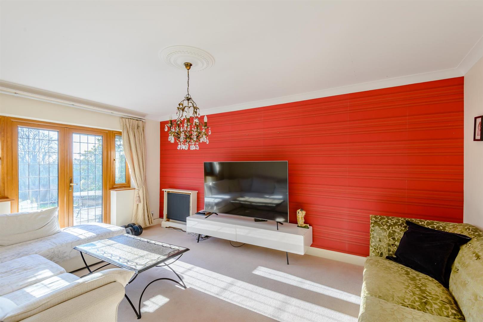 Detached House for sale with 5 bedrooms, The Ridgeway, Cuffley Fine & Country