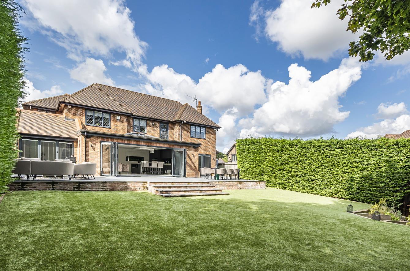 Detached House for sale with 5 bedrooms, Northaw, Hertfordshire Fine