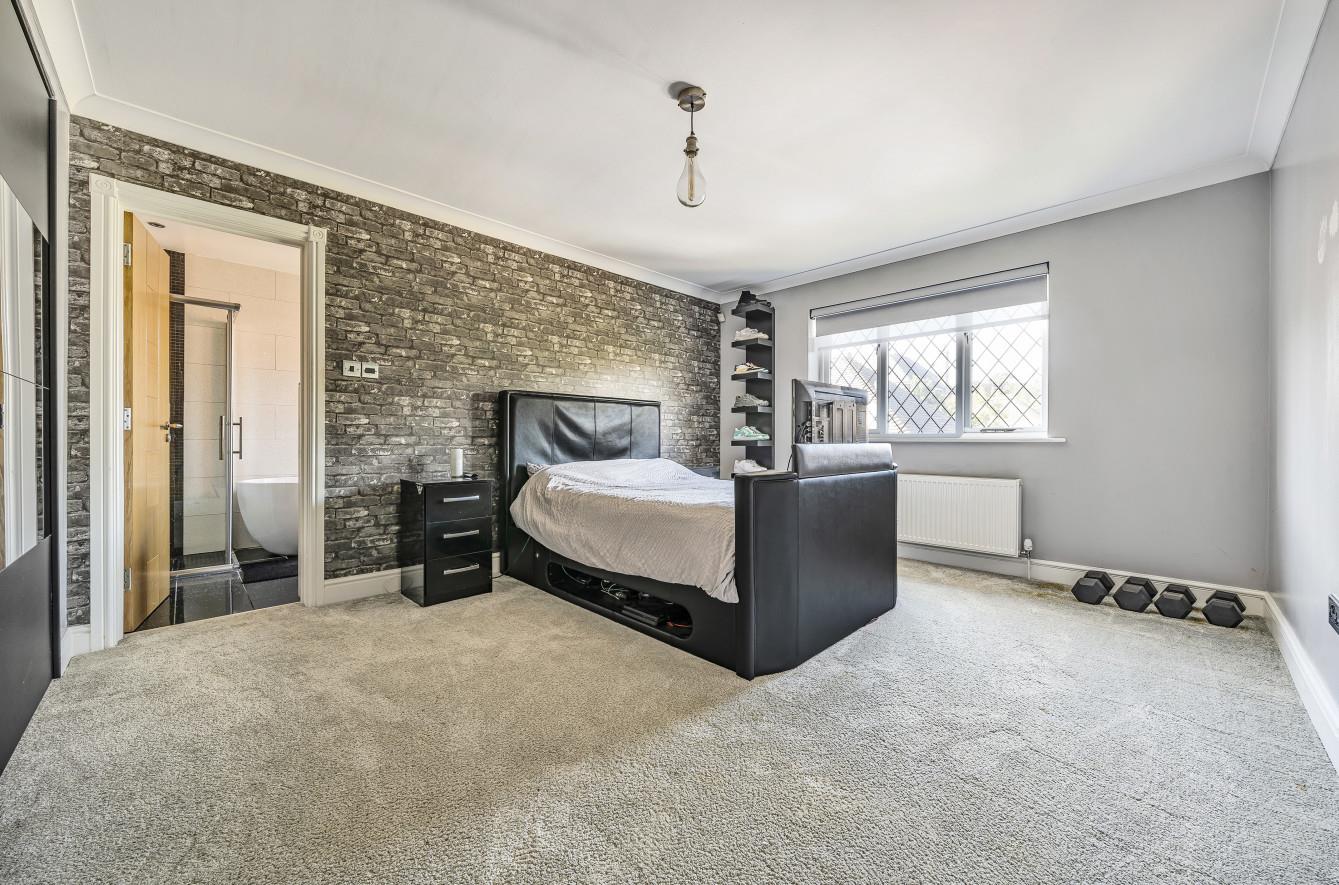 Detached House for sale with 5 bedrooms, Northaw, Hertfordshire Fine