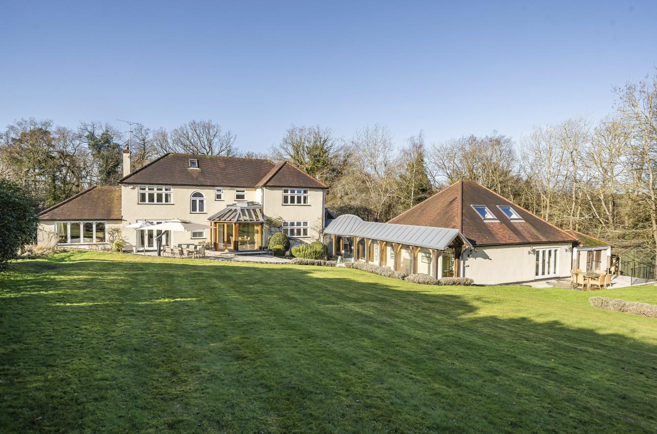 Detached House for sale with 5 bedrooms, Vineyards Road, Northaw Fine