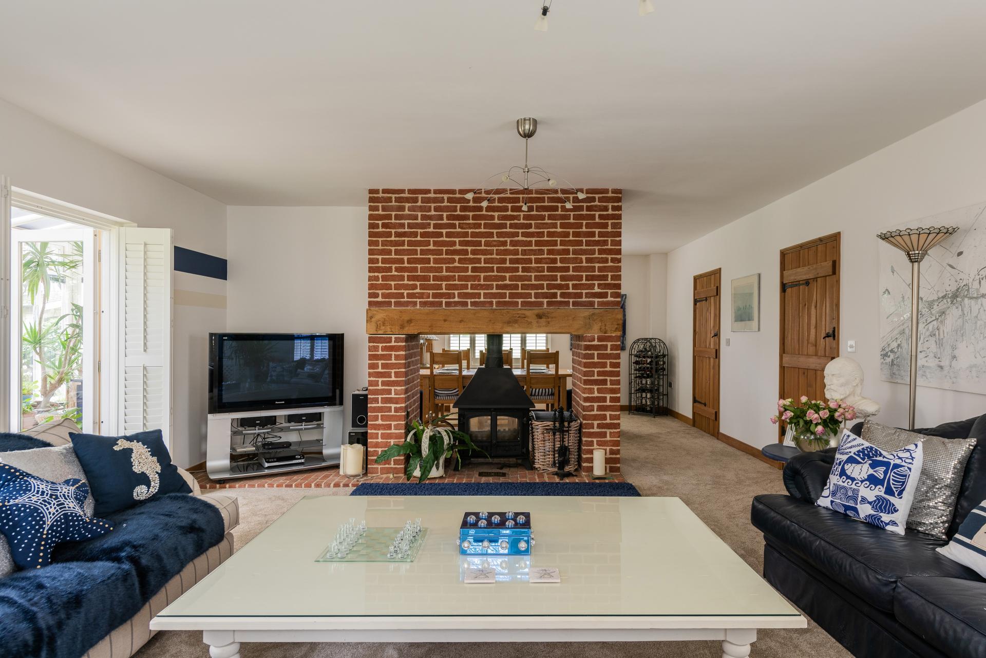 Detached House for sale with 6 bedrooms, Beyton, Bury St Edmunds Fine