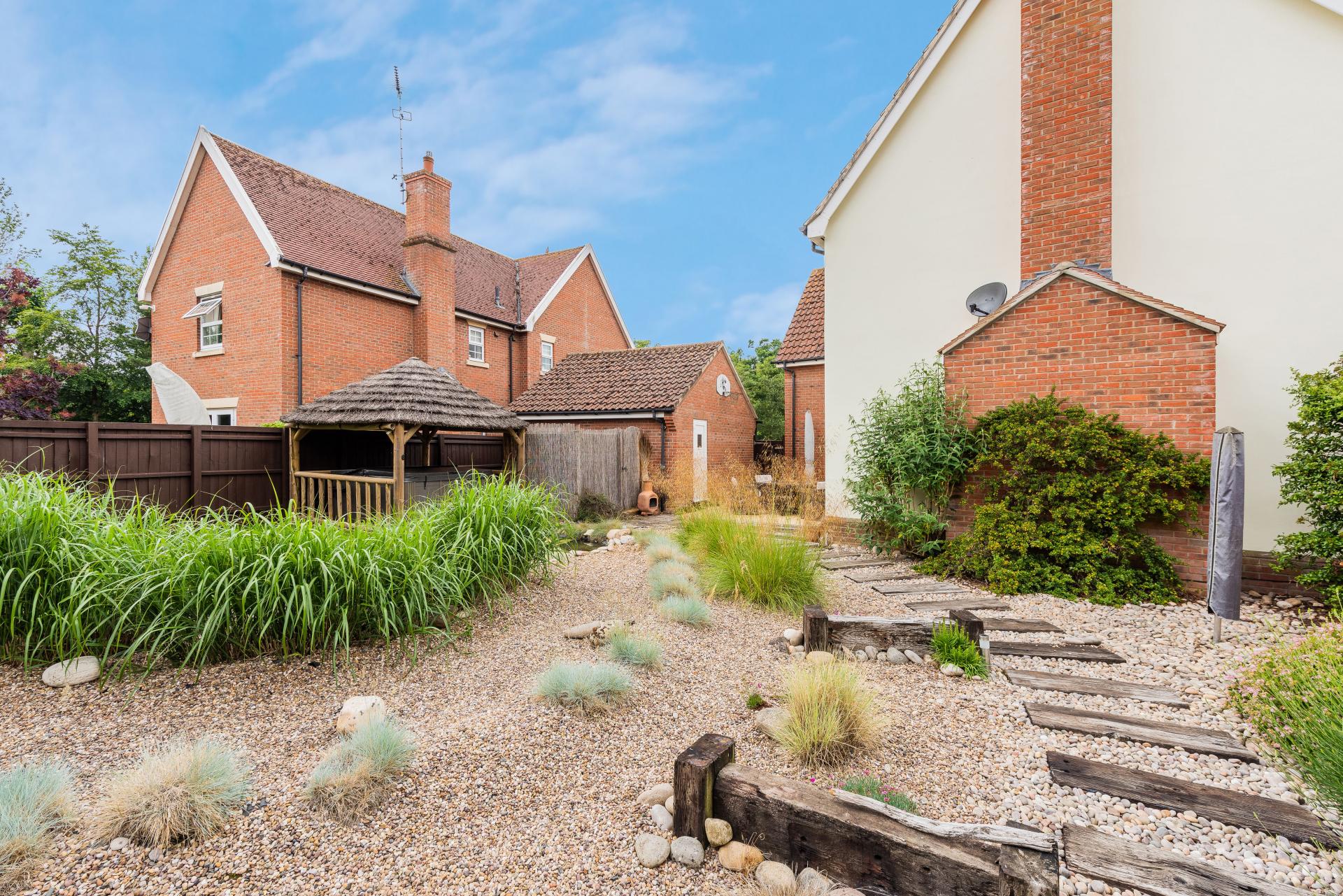 4 bedroom Detached House for sale in Bury St. Edmunds