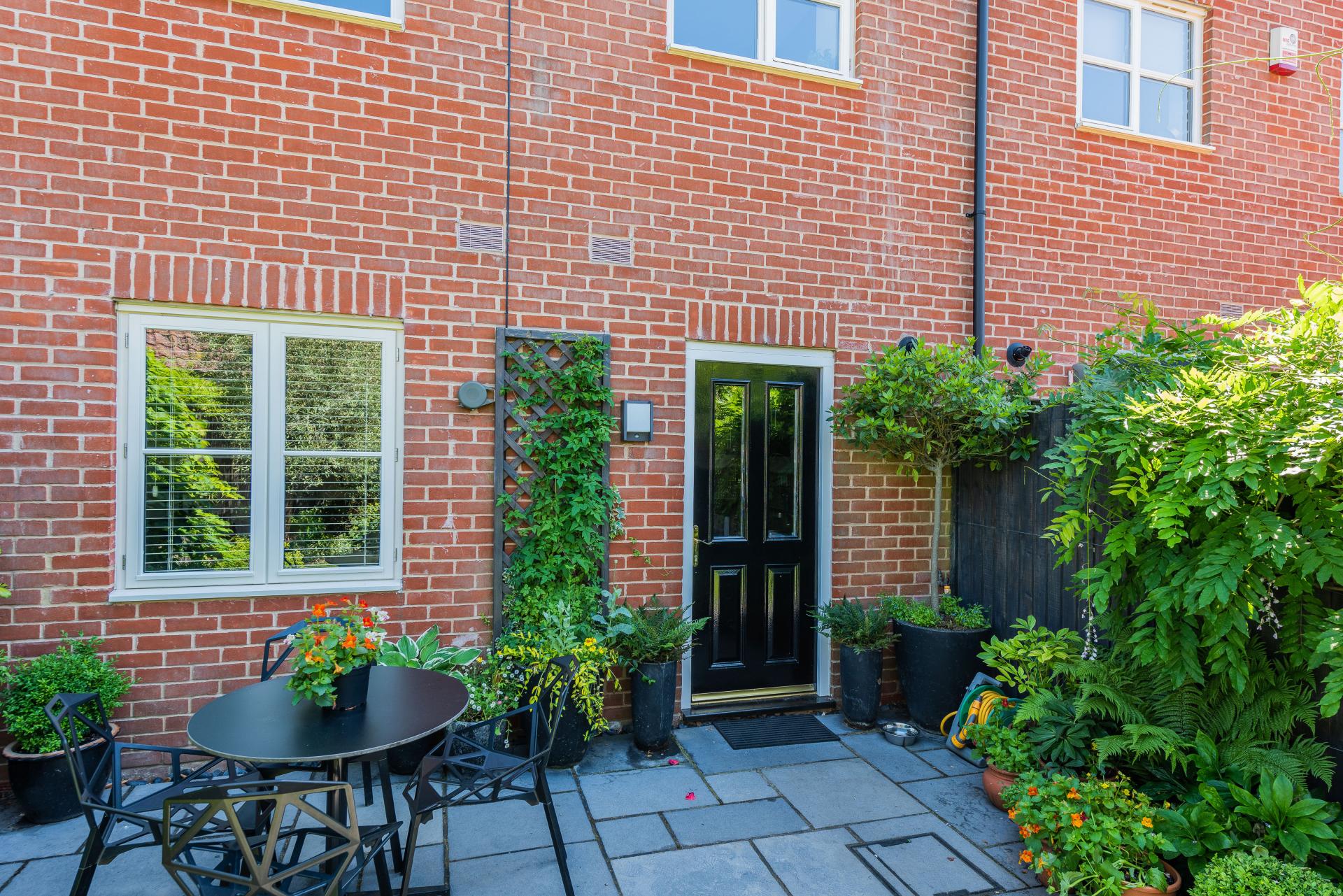 4 bedroom Terraced House for sale in Bury St Edmunds