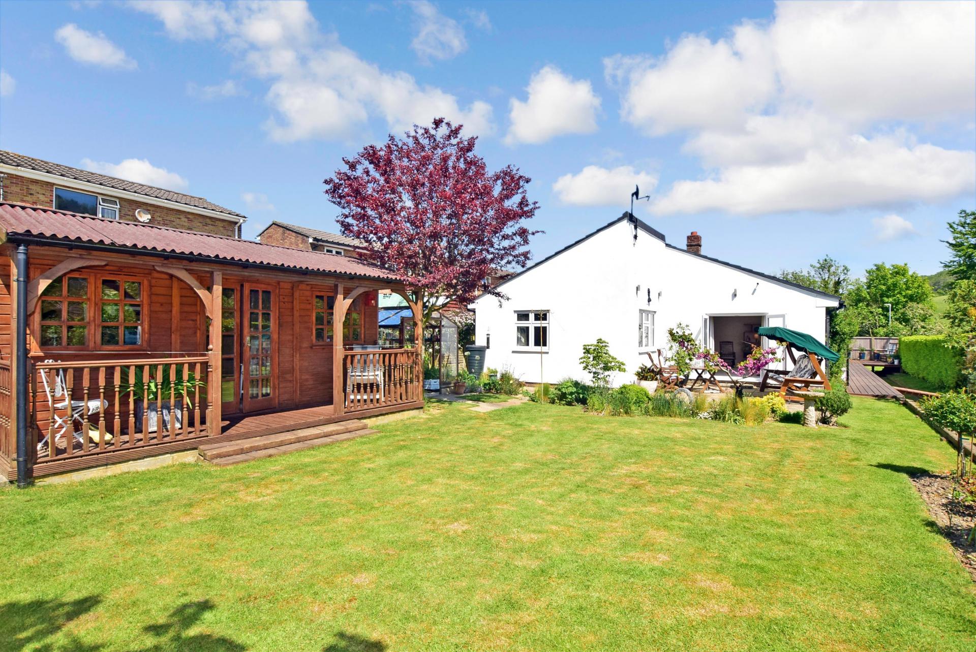 4 bedroom Bungalow for sale in Dover