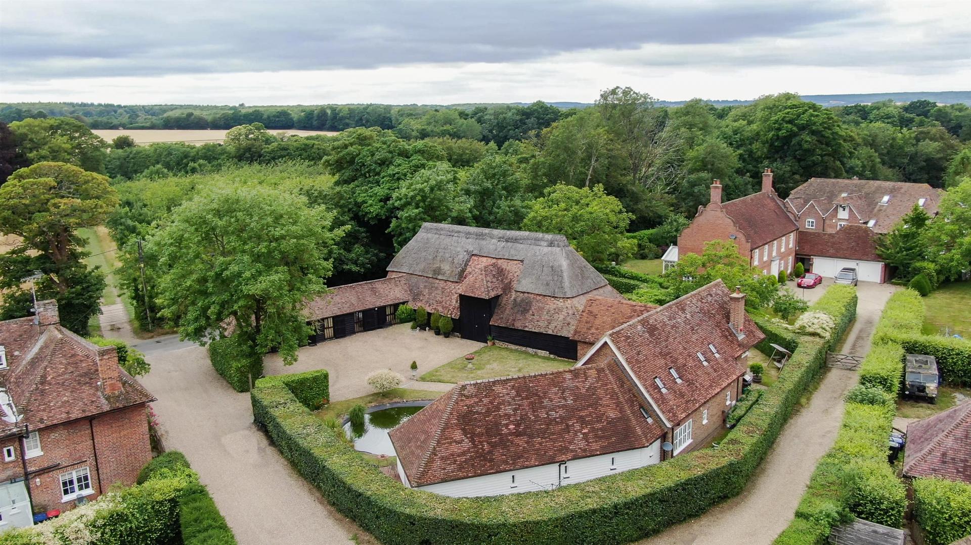 5 bedroom Detached House for sale in Canterbury