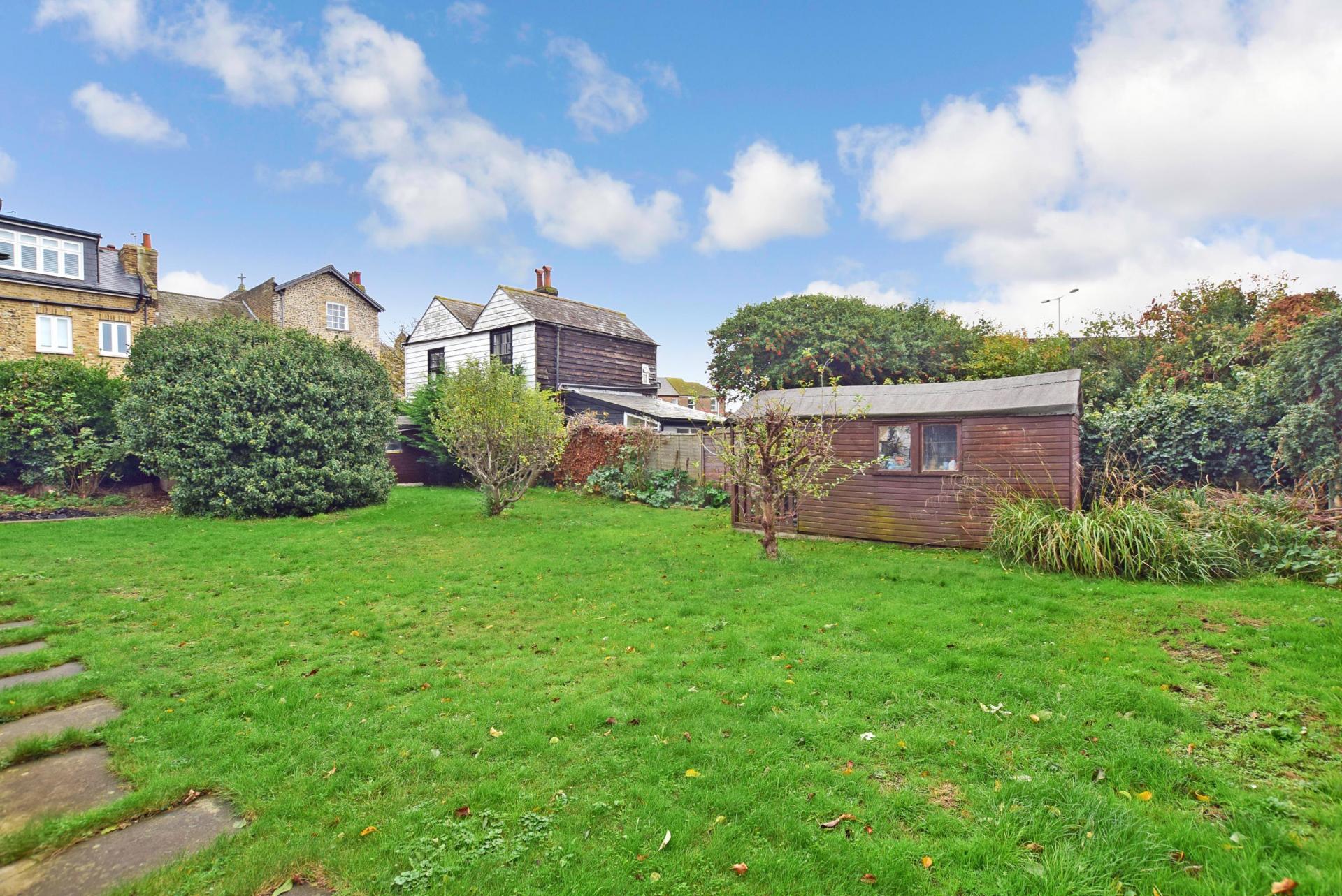 3 bedroom Cottage for sale in Broadstairs