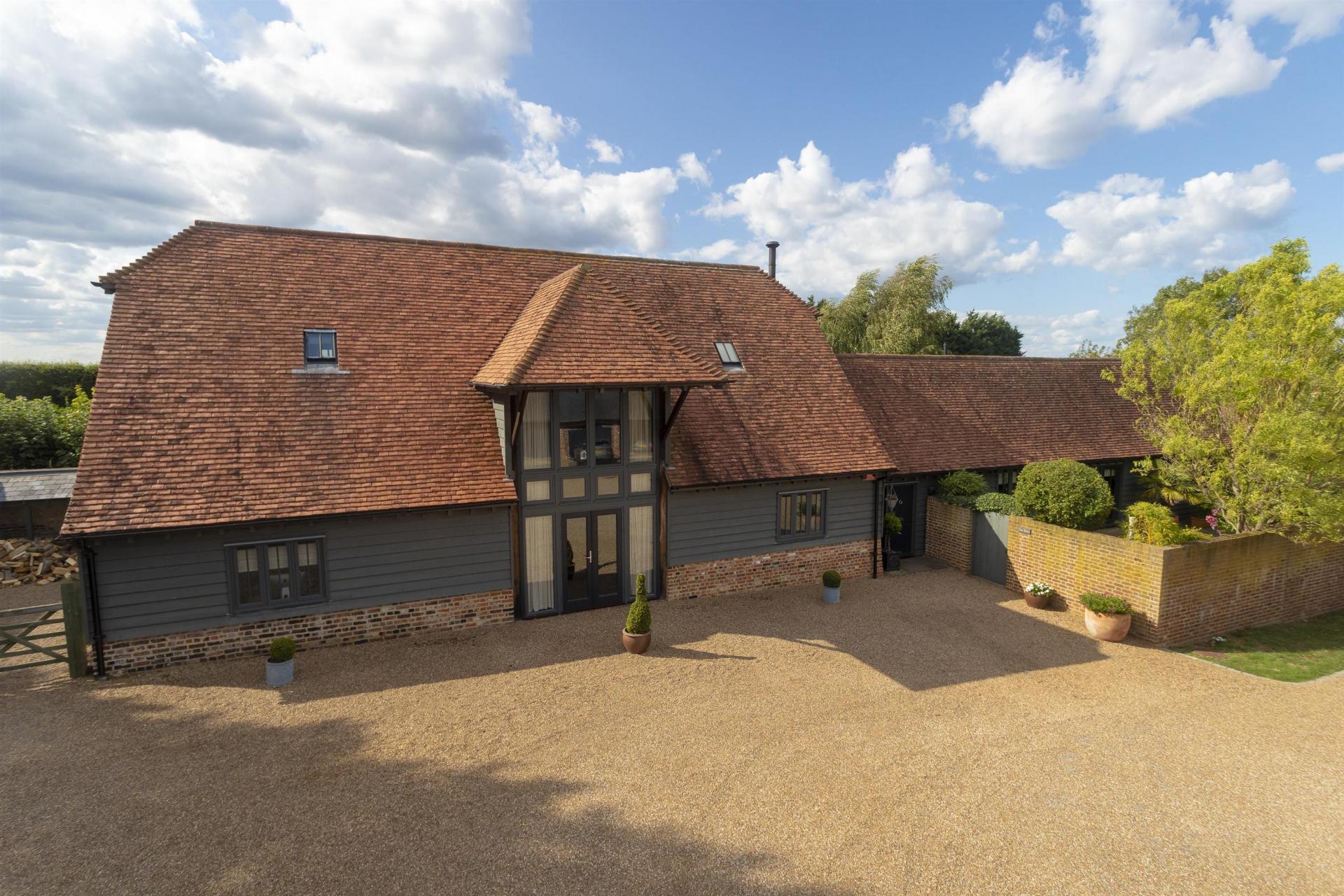 4 bedroom Detached House for sale in Canterbury