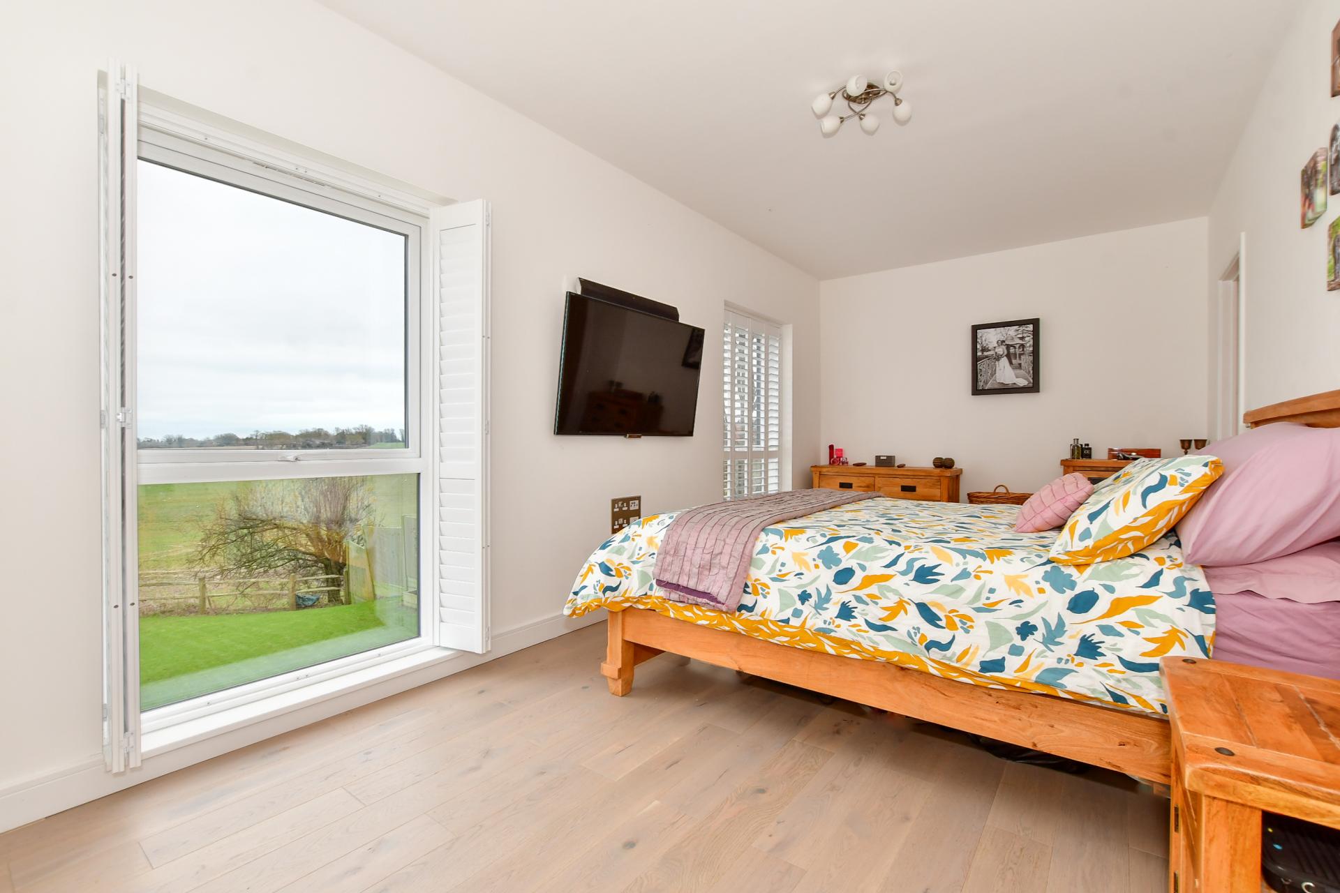 Detached House for sale with 5 bedrooms, Lynwood Green, Sandwich Road