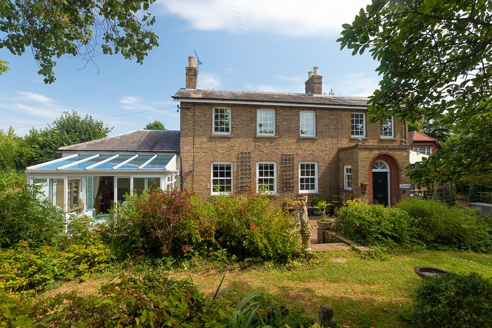 Detached House for sale with 3 bedrooms, Grams Road, Walmer Fine